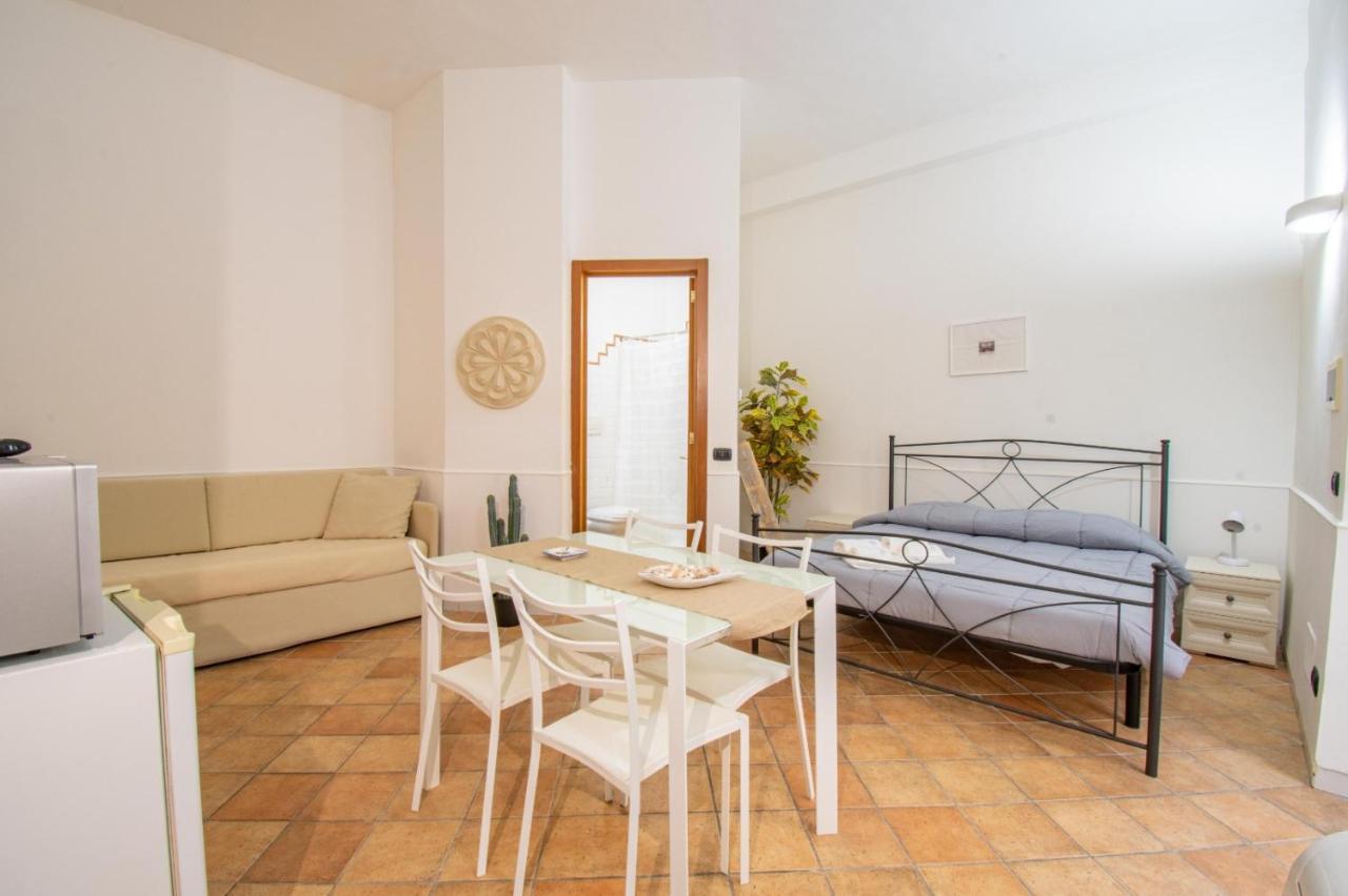 Andrea'S Lecce Exterior photo